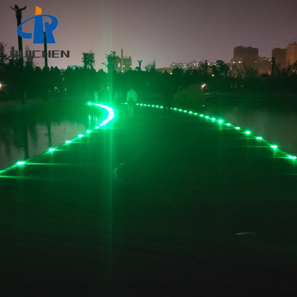 Tempered Glass Solar Cat Eyes Road Stud In Uk For Expressway